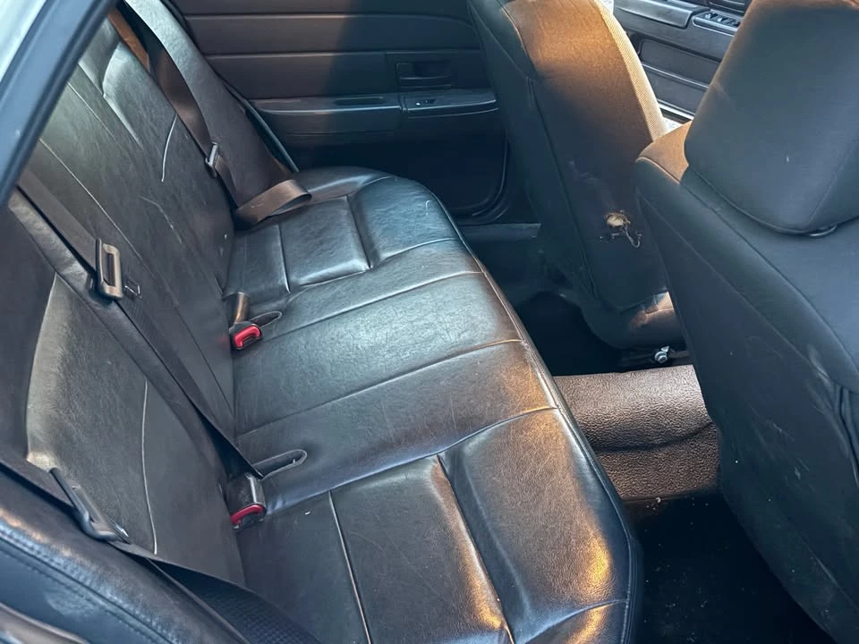 2010 Ford Crown Victoria - Image 8 of 10