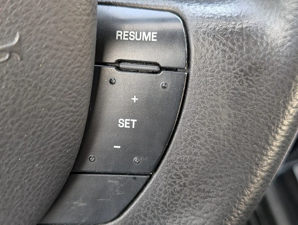 2010 Ford Crown Victoria - Image 13 of 21