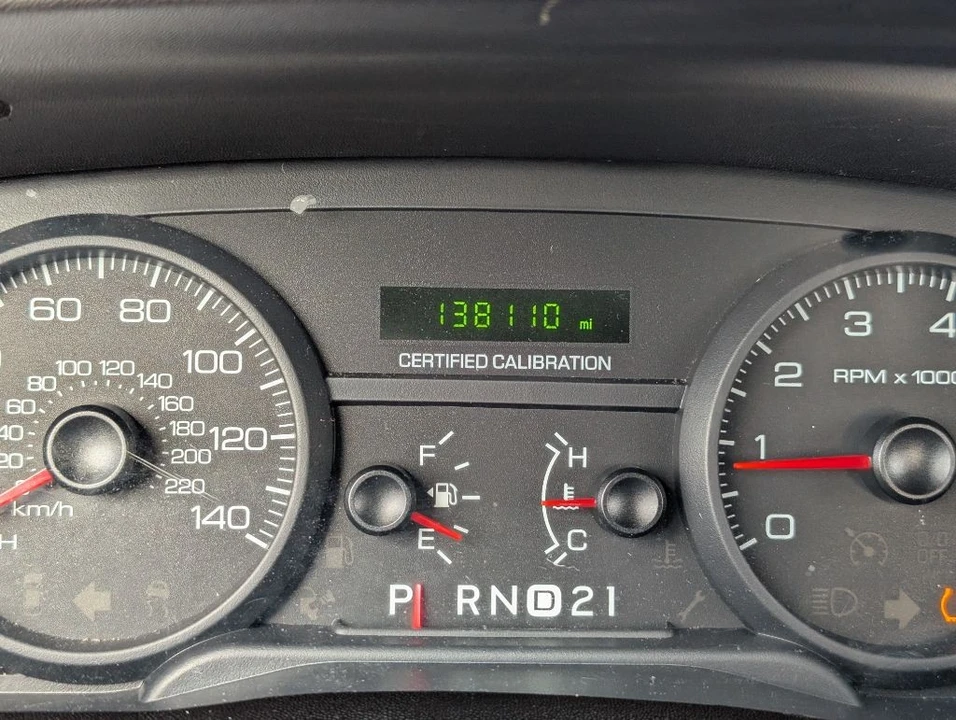 2010 Ford Crown Victoria - Image 10 of 21