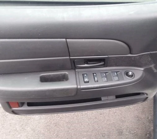2010 Ford Crown Victoria - Image 9 of 21