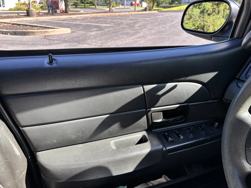 2010 Ford Crown Victoria - Image 22 of 24
