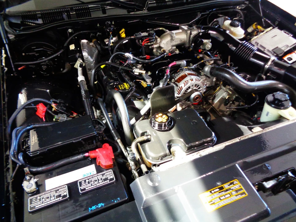 2010 Ford Crown Victoria - Image 16 of 21