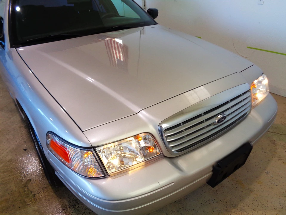 2010 Ford Crown Victoria - Image 11 of 21