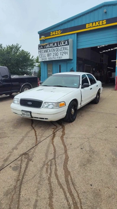 2010 Ford Crown Victoria - Image 3 of 10