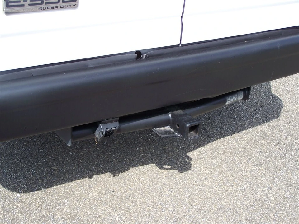 2010 Ford Econoline Van - Image 18 of 31