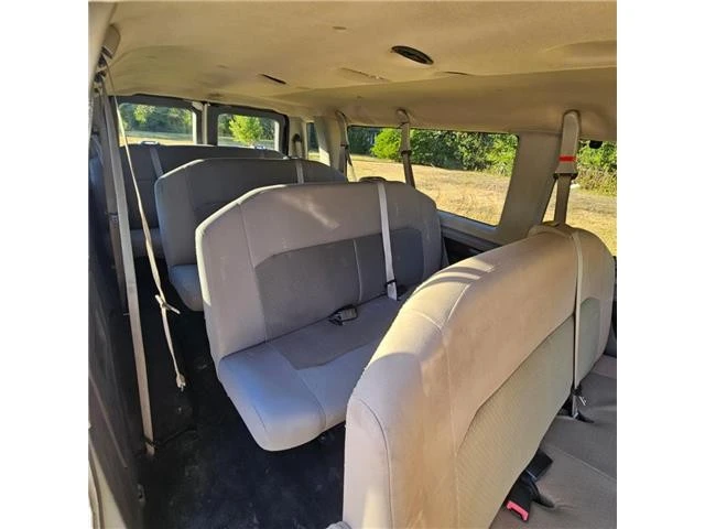 2010 Ford Econoline Van - Image 8 of 14