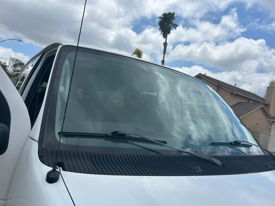2010 Ford Econoline Van - Image 22 of 31