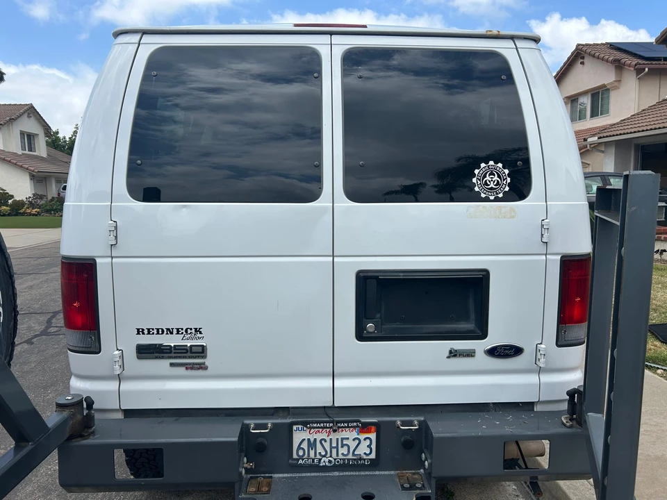 2010 Ford Econoline Van - Image 5 of 31