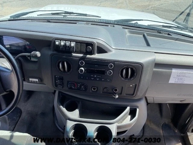 2010 Ford Econoline Van - Image 20 of 21