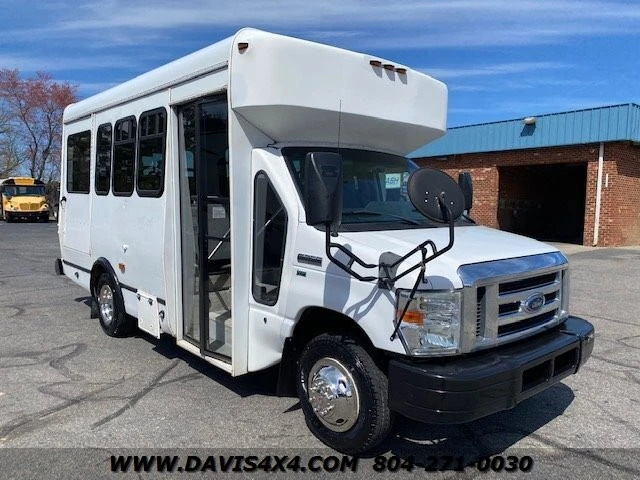 2010 Ford Econoline Van - Image 4 of 21