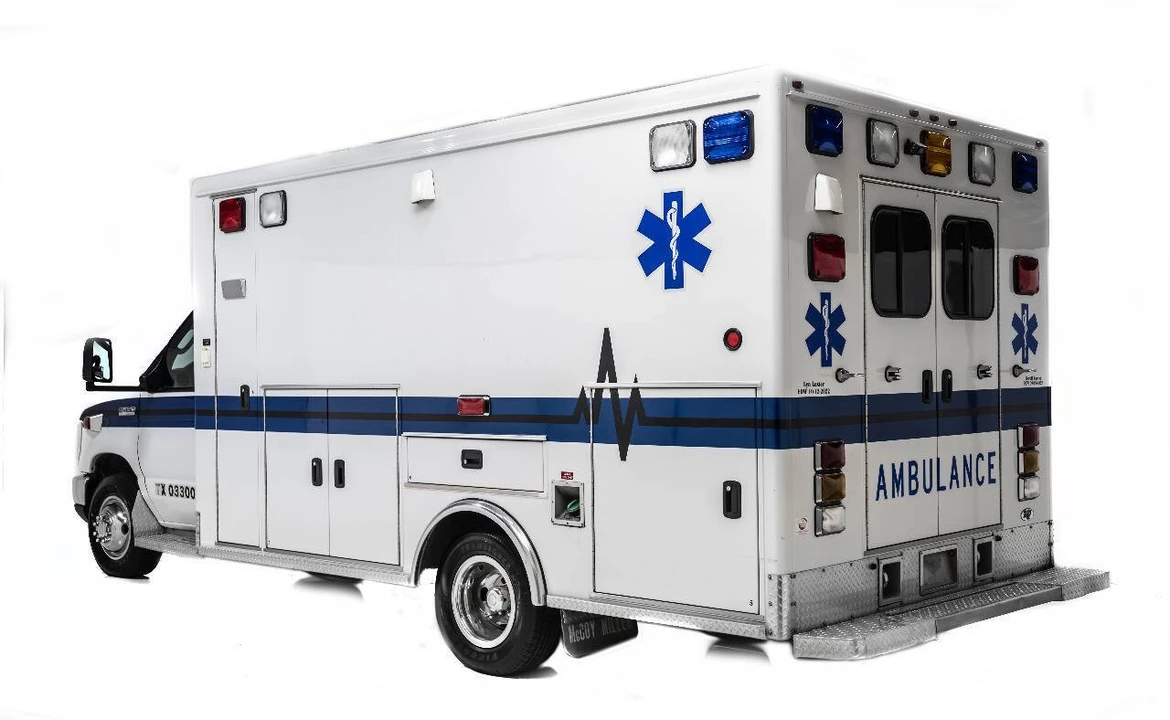 2010 Ford Econoline Van - Image 4 of 12