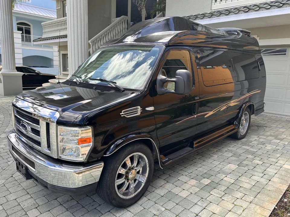 2010 Ford Econoline Van - Image 22 of 24