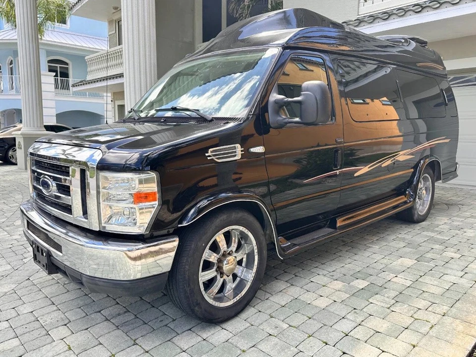 2010 Ford Econoline Van - Image 21 of 24