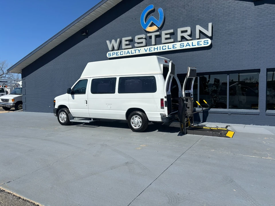 2010 Ford Econoline Van - Image 21 of 21