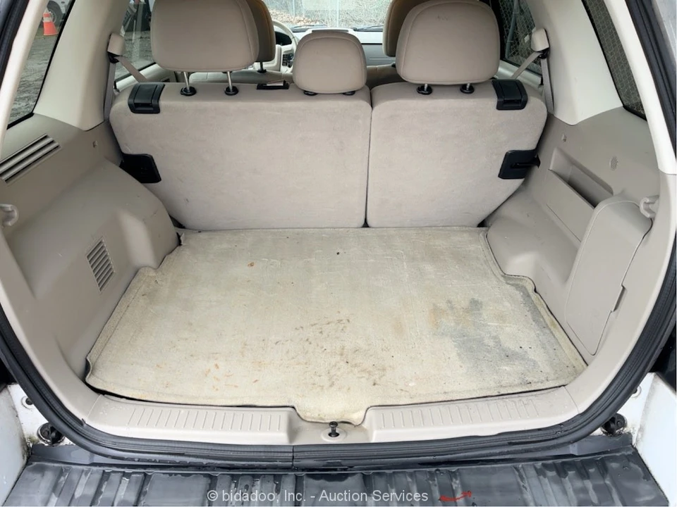 2010 Ford Escape - Image 10 of 12