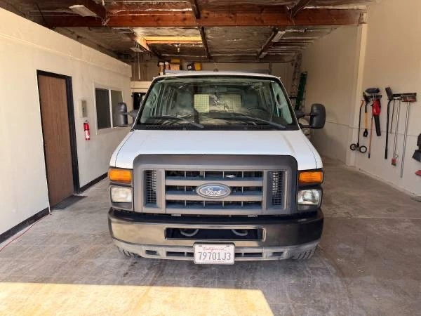 2010 Ford Econoline Van - Image 7 of 15