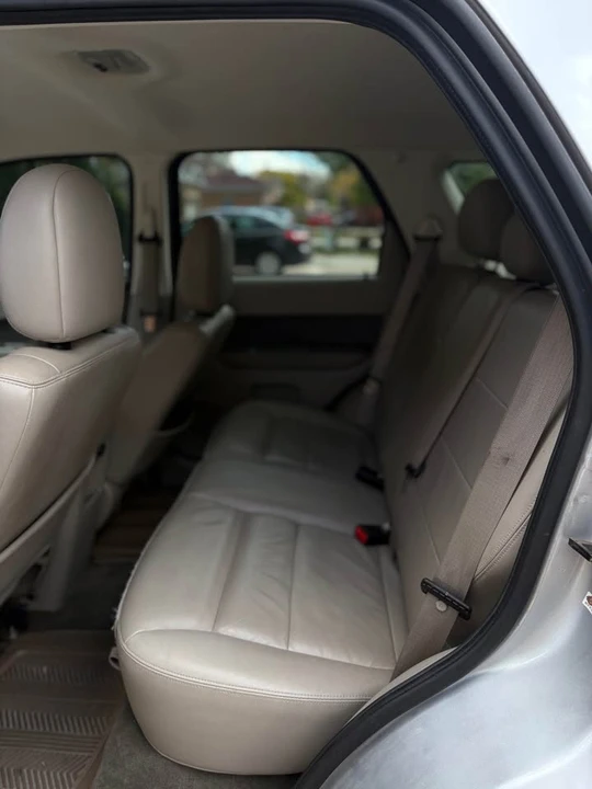 2010 Ford Escape - Image 10 of 12