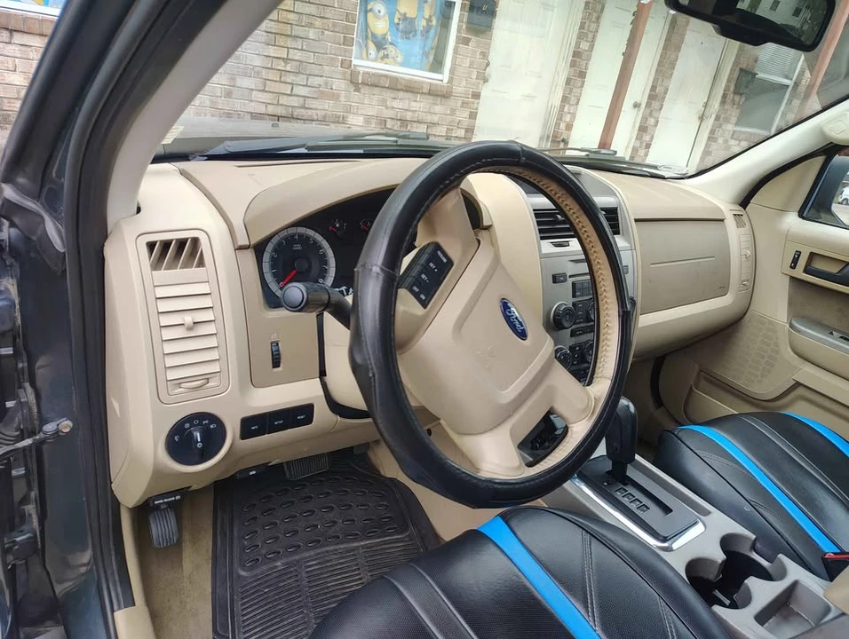 2010 Ford Escape - Image 6 of 7
