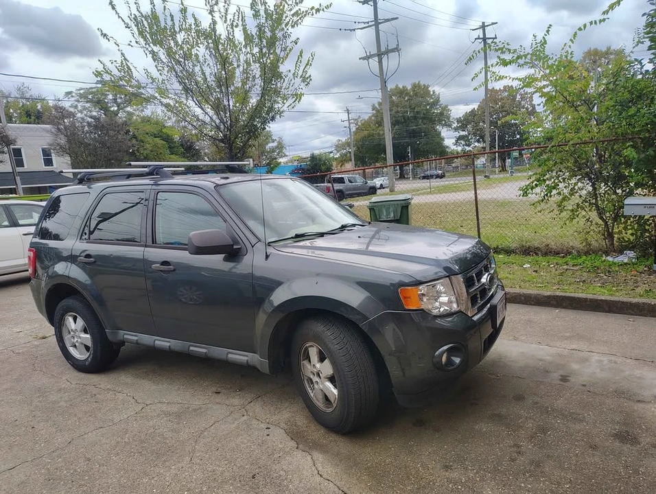 2010 Ford Escape - Image 3 of 7