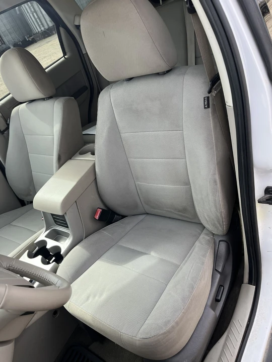 2010 Ford Escape - Image 8 of 17