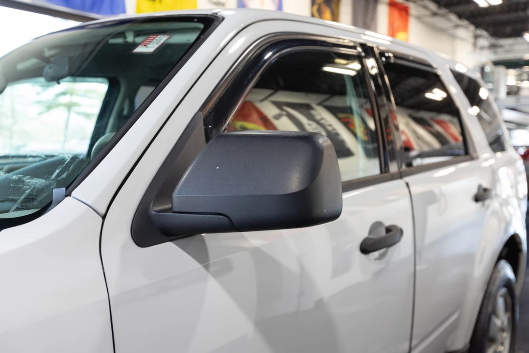 2010 Ford Escape - Image 5 of 21
