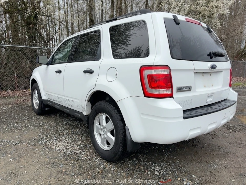 2010 Ford Escape - Image 3 of 12