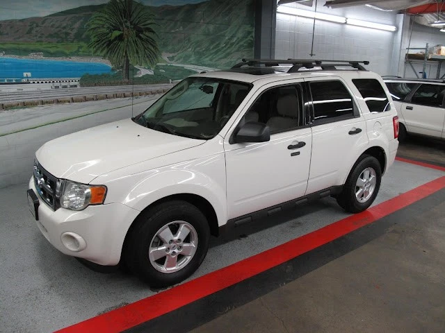 2010 Ford Escape - Image 21 of 21