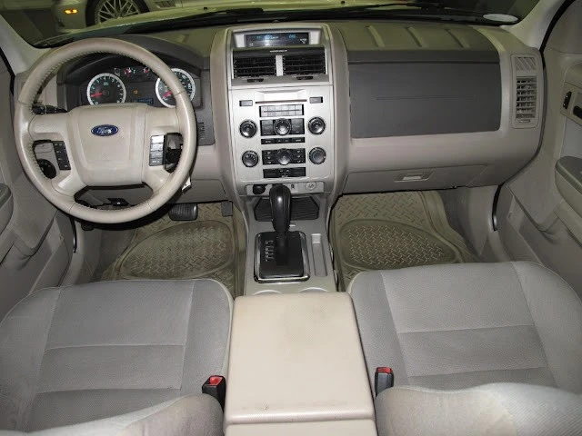 2010 Ford Escape - Image 2 of 21