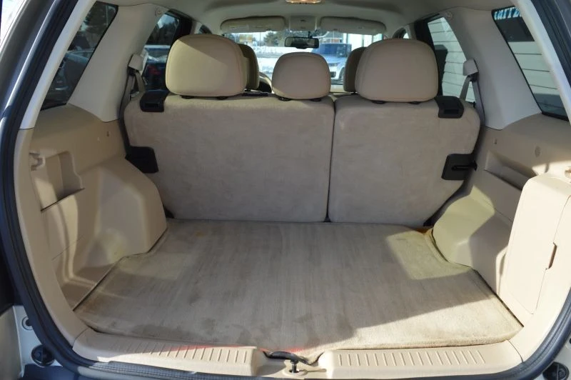 2010 Ford Escape - Image 5 of 12
