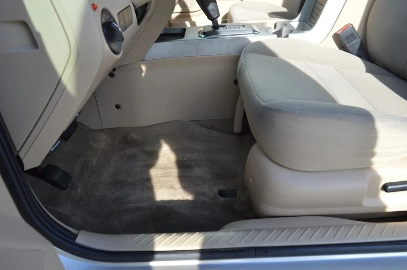 2010 Ford Escape - Image 11 of 12