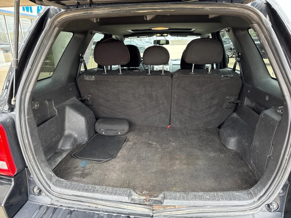 2010 Ford Escape - Image 9 of 16