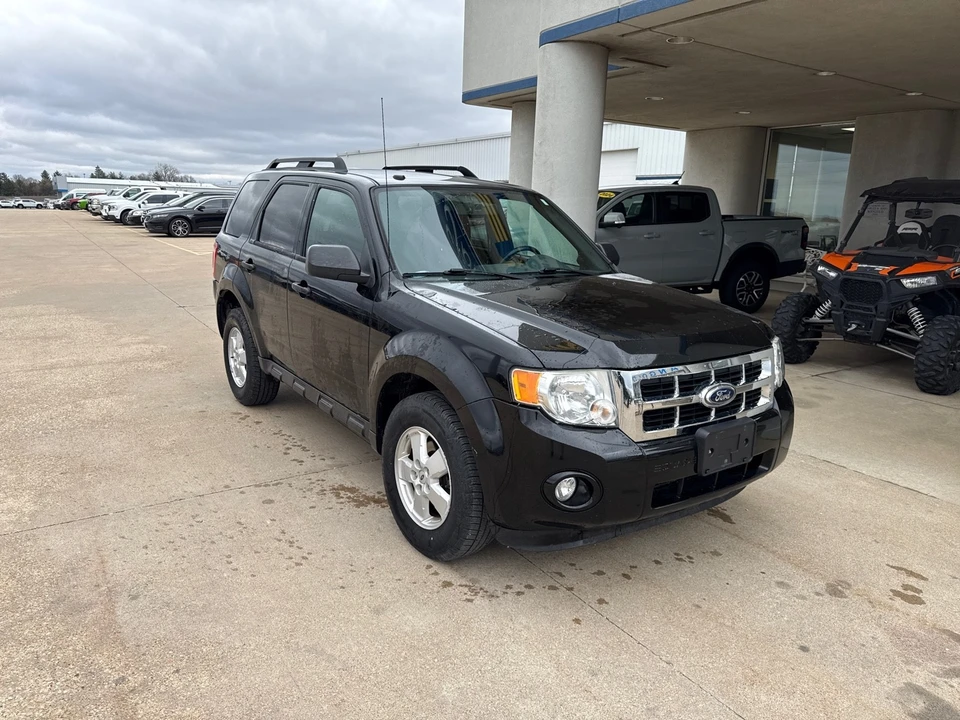 2010 Ford Escape - Image 2 of 16