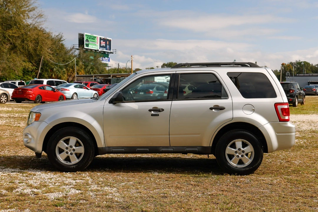 2010 Ford Escape - Image 3 of 21