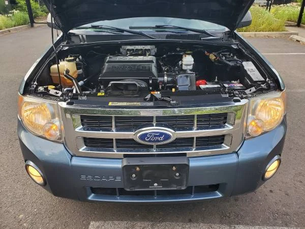 2010 Ford Escape - Image 9 of 31