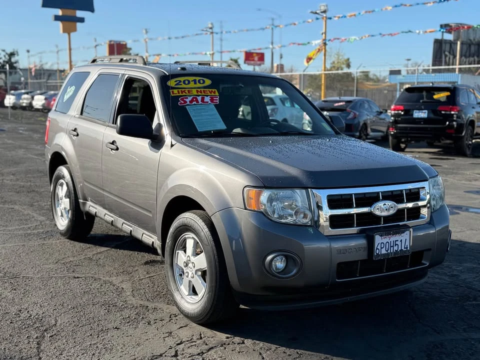 2010 Ford Escape - Image 2 of 11