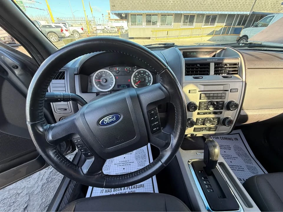 2010 Ford Escape - Image 7 of 11