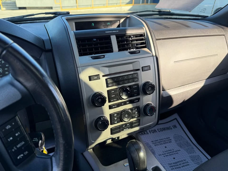 2010 Ford Escape - Image 8 of 11