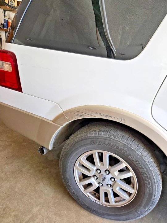 2010 Ford Expedition 3rd Gen - Image 13 of 21