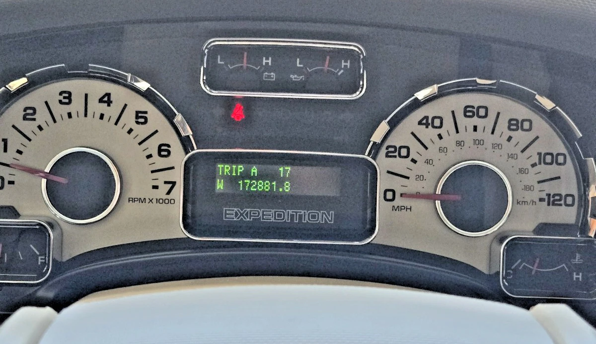 2010 Ford Expedition 3rd Gen - Image 3 of 21