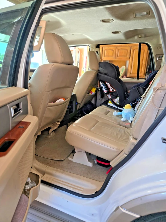 2010 Ford Expedition 3rd Gen - Image 7 of 21