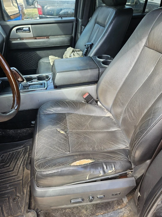 2010 Ford Expedition 3rd Gen - Image 6 of 15