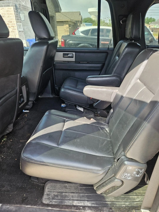 2010 Ford Expedition 3rd Gen - Image 12 of 15