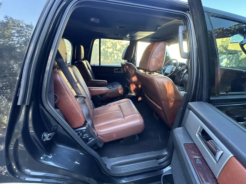 2010 Ford Expedition 3rd Gen - Image 15 of 21