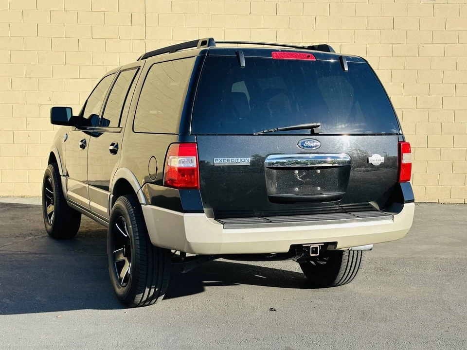 2010 Ford Expedition 3rd Gen - Image 6 of 21