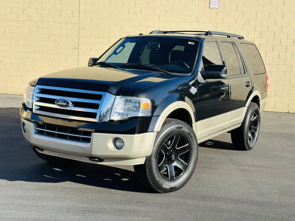 2010 Ford Expedition 3rd Gen - Image 4 of 21