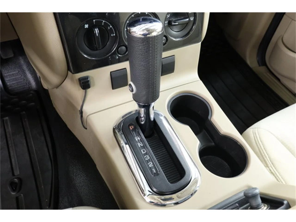 2010 Ford Explorer 4th Gen - Image 15 of 31
