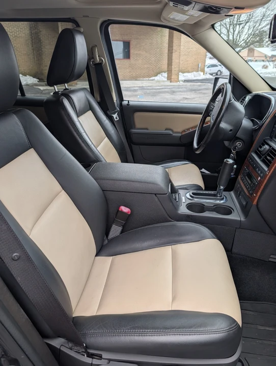 2010 Ford Explorer 4th Gen - Image 11 of 21