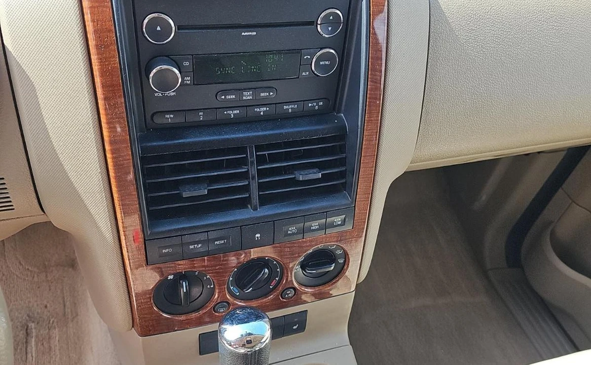 2010 Ford Explorer 4th Gen - Image 10 of 12