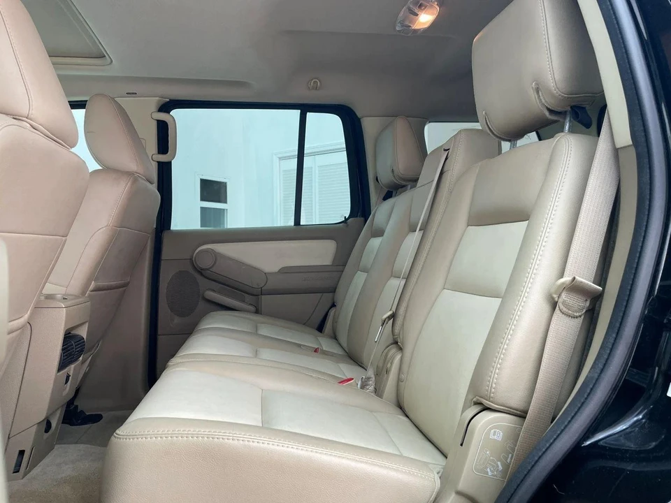 2010 Ford Explorer 4th Gen - Image 15 of 31