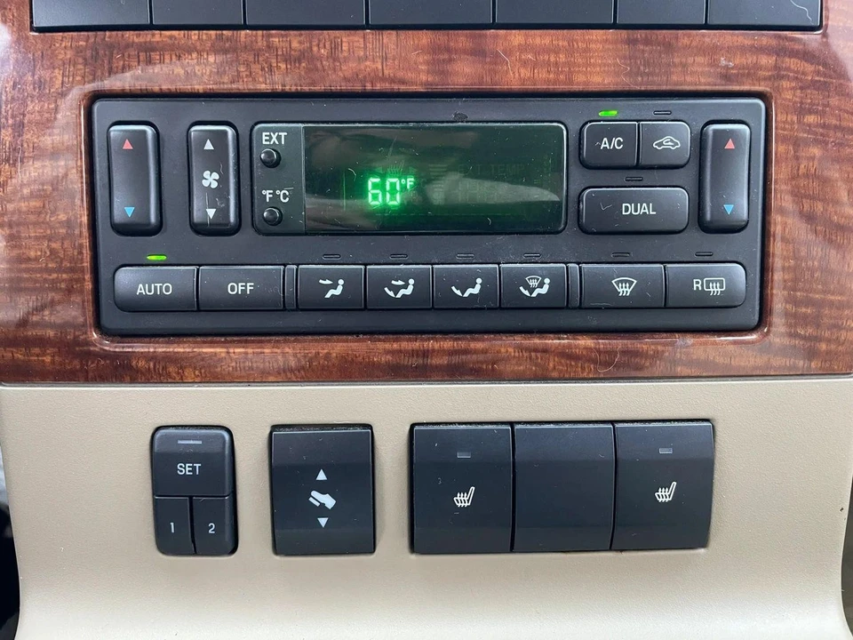 2010 Ford Explorer 4th Gen - Image 28 of 31
